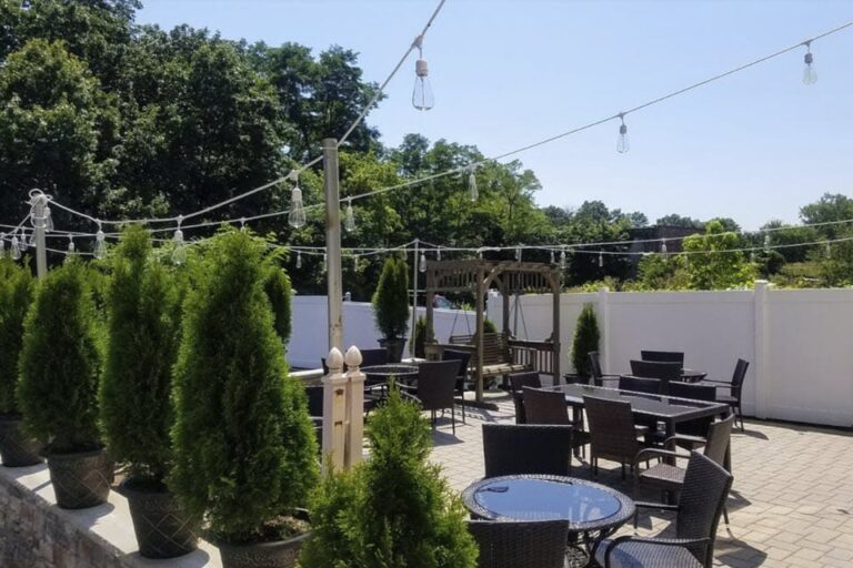 618 freehold outside 1 768x512