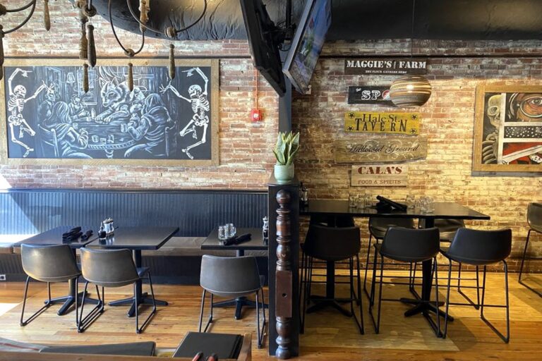 dire wolf tavern salem ma interior 1 768x512