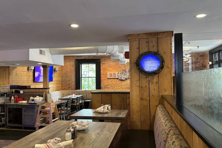 sea level oyster bar salem ma interior 5 768x512