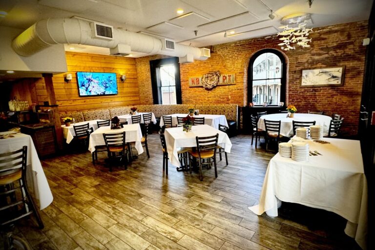 sea level oyster bar salem ma interior 6 768x512