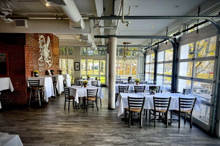 sea level oyster bar salem ma outside 1 768x512