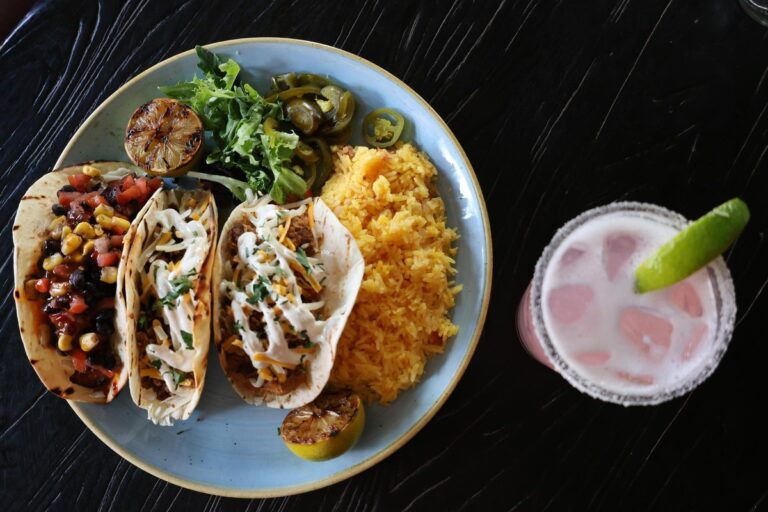 hale street tavern and oyster bar beverly ma food 2 768x512