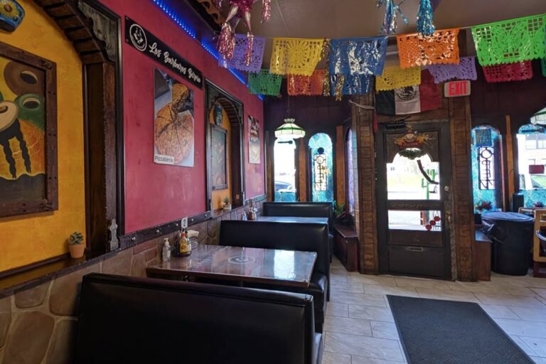 los barbaros birria belmar nj interior 3 768x512