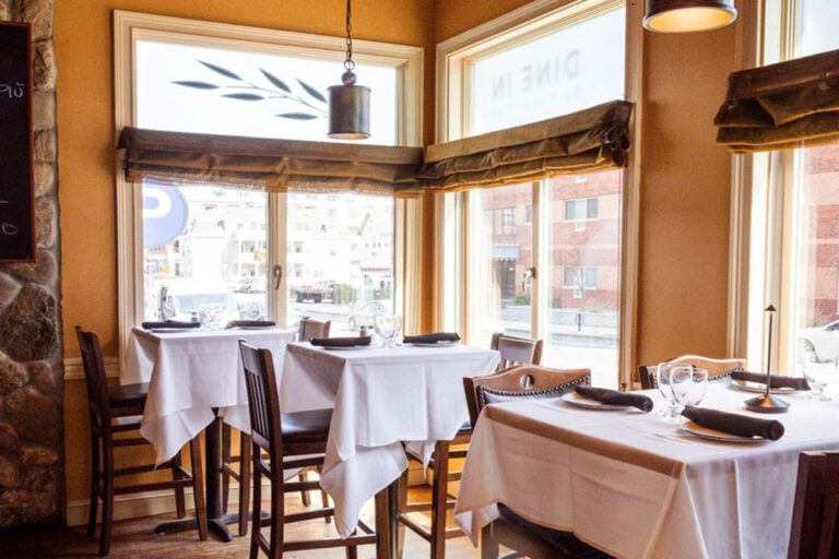 toscana bar italiano beverly ma interior 3 768x512