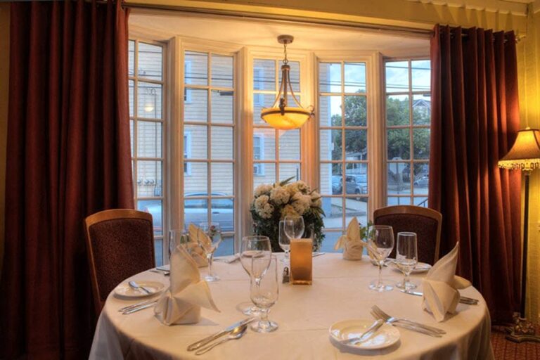 audette newport ri interior 4 768x512
