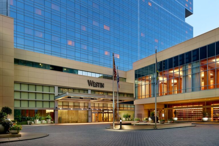dogwood southern table and bar charlotte nc exterior 1 768x512