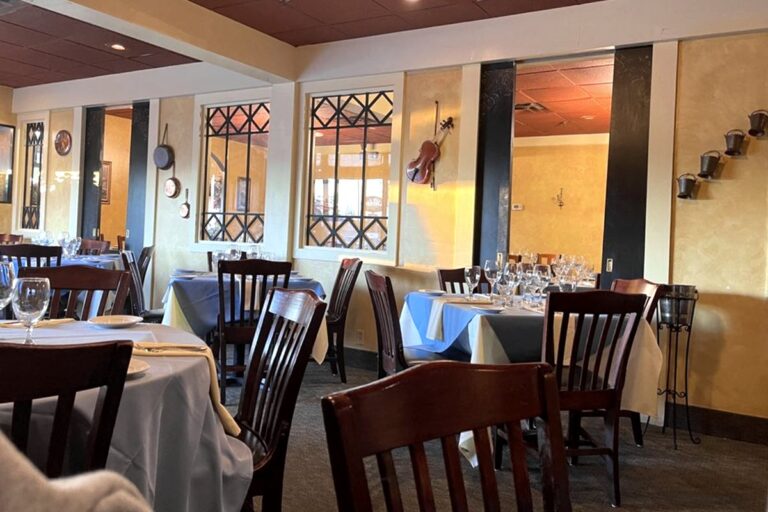 lemon mediterranean cuisine freehold nj interior 4 768x512