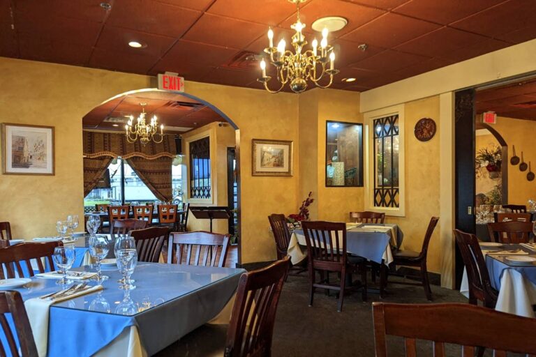 lemon mediterranean cuisine freehold nj interior 6 768x512