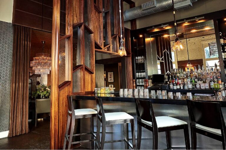 local 11ten savannah ga interior 4 768x512