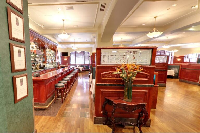 801 chophouse des moines ia interior 7 768x512