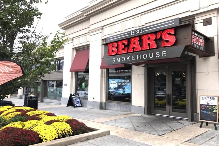 bears smokehouse hartford ct exterior 1 768x512