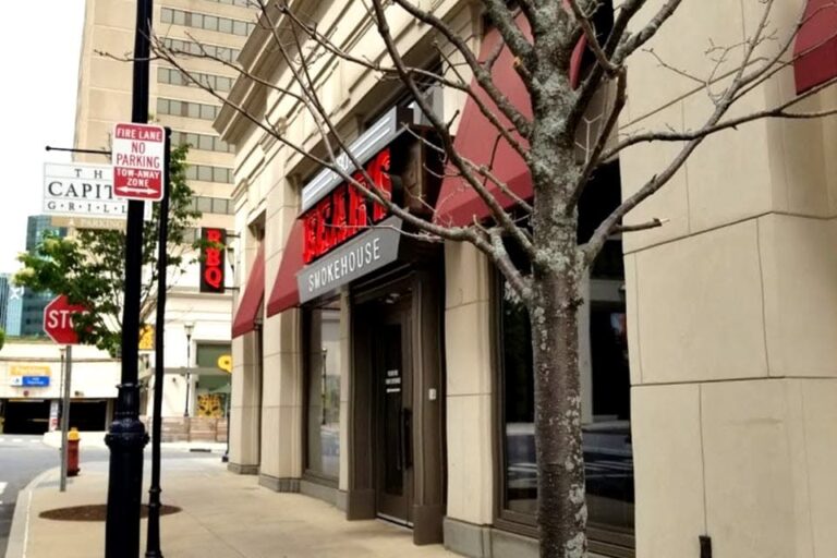 bears smokehouse hartford ct exterior 2 768x512