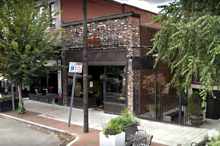 giulia restaurant cambridge ma exterior 1 768x512