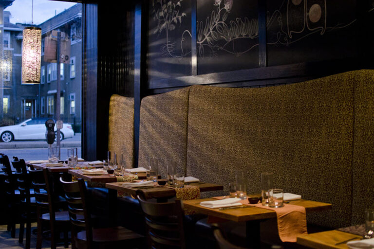 giulia restaurant cambridge ma interior 4 768x512
