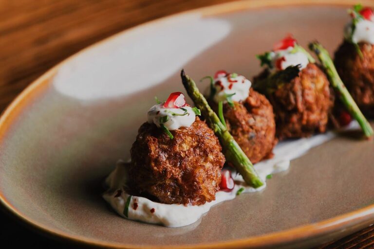 grafton street pub and grill cambridge ma food 9 768x512