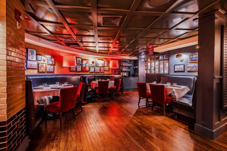 grafton street pub and grill cambridge ma interior 4 768x512