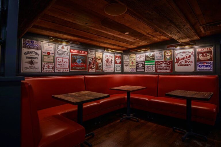 grafton street pub and grill cambridge ma interior 7 768x512