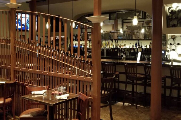 sorella restaurant hartford ct interior 5 768x512