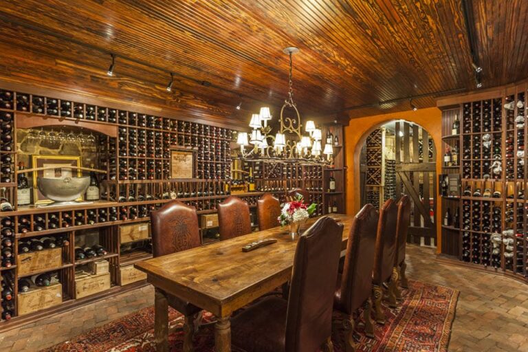 the smokehouse restaurant at antrim 1844 taneyown md interior 11 768x512