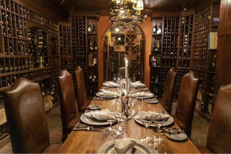 the smokehouse restaurant at antrim 1844 taneyown md interior 5 768x512