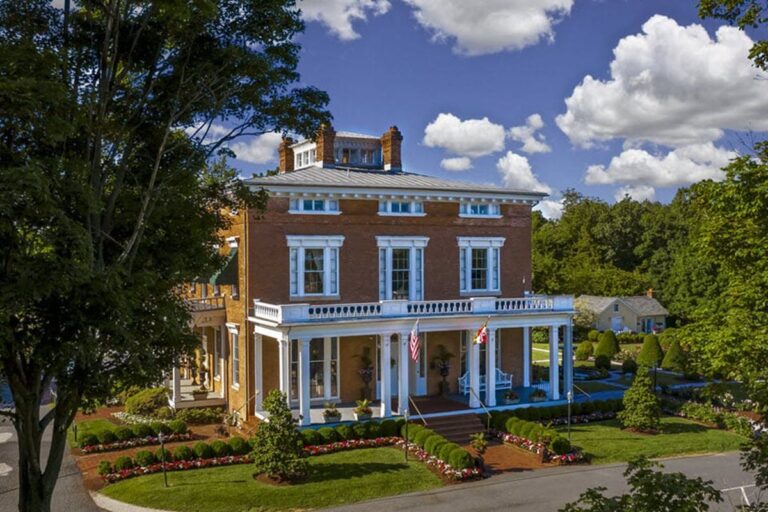 the smokehouse restaurant at antrim 1844 taneytown md exterior 1 768x512