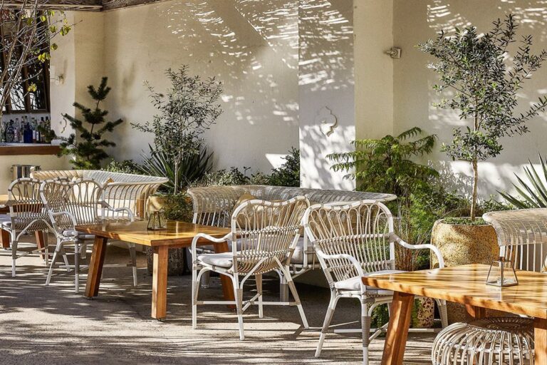 suraya philadelphia pa outside 2 768x512