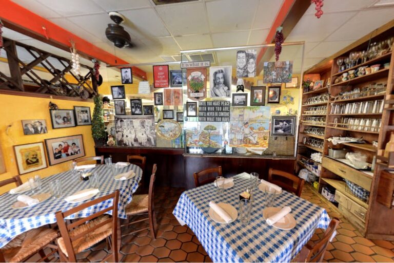 vecchia osteria newtown nj interior 5 768x512