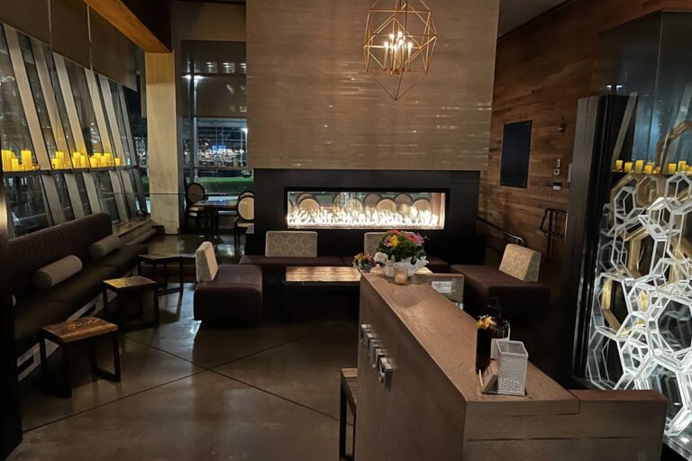 catalyst restaurant cambridge ma interior 3 768x512