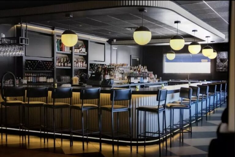 il dono italian restaurant and bar hamilton nj interior 2 768x512